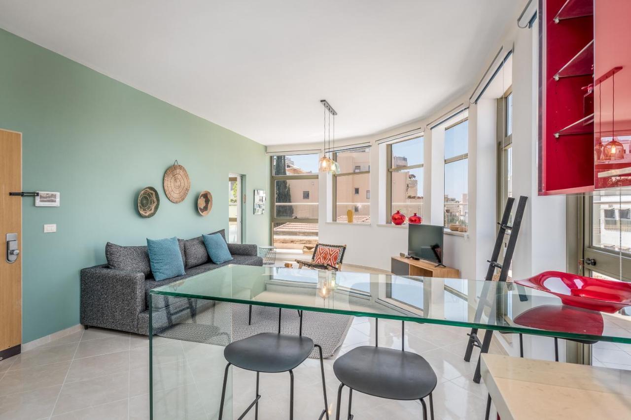 Superbe Apt Avec Terrasse Tres Proche De La Mer ! Tel Aviv Exterior foto