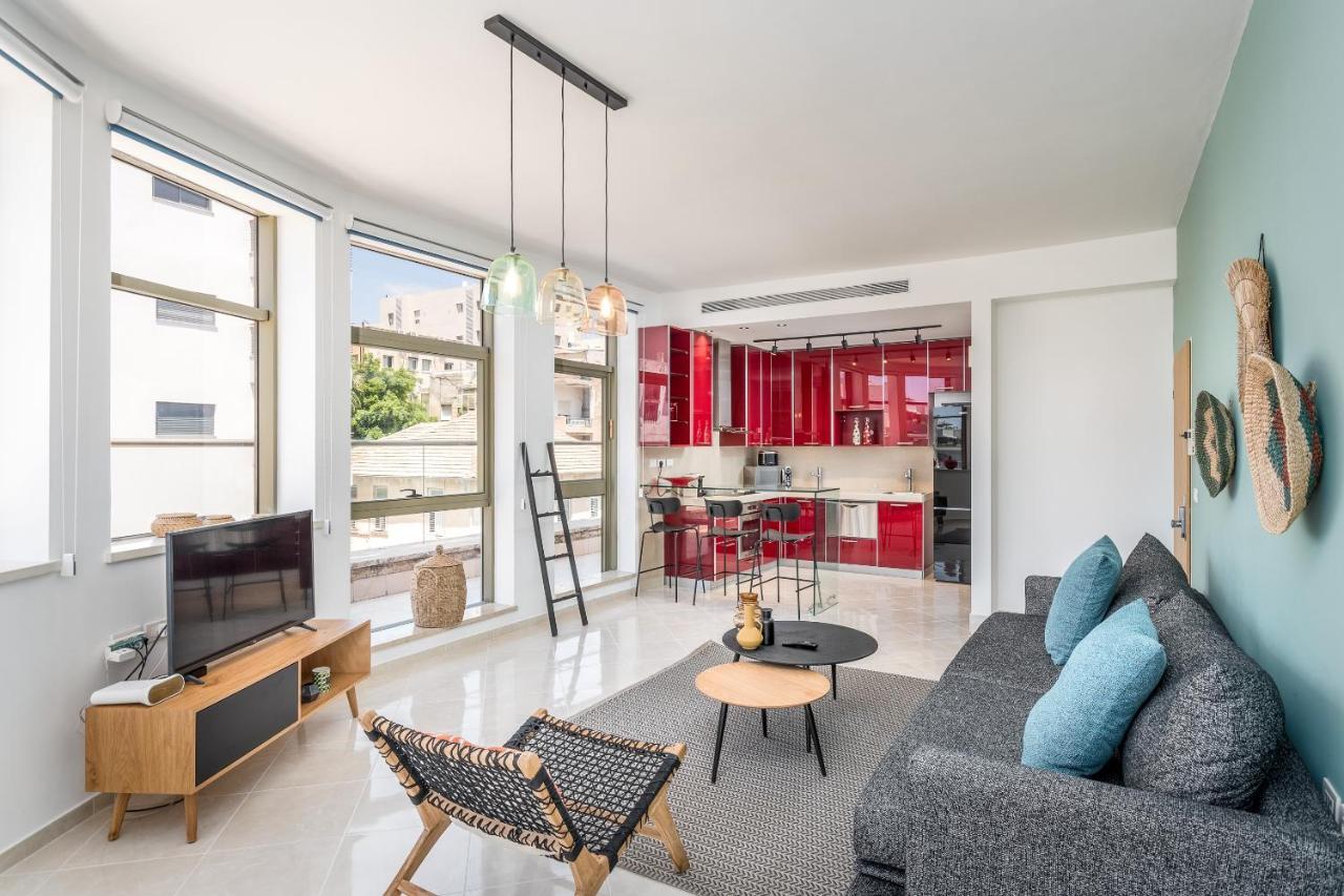 Superbe Apt Avec Terrasse Tres Proche De La Mer ! Tel Aviv Exterior foto