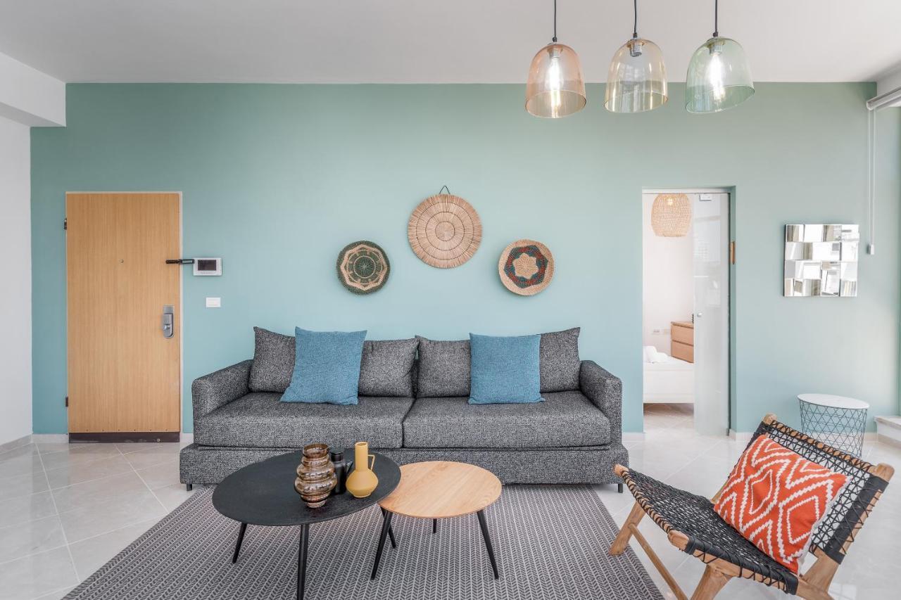 Superbe Apt Avec Terrasse Tres Proche De La Mer ! Tel Aviv Exterior foto